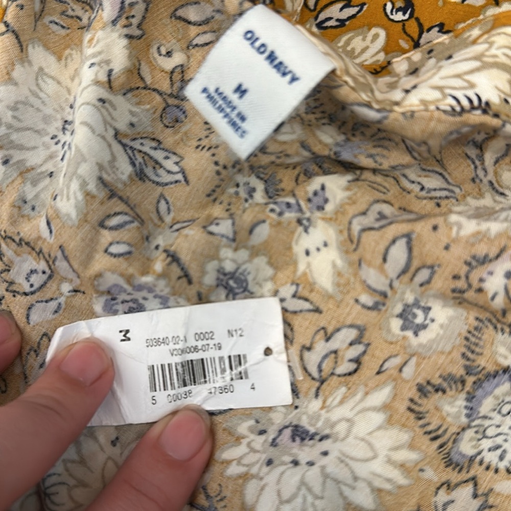 Old Navy Wrap Front Mustard Floral Dress Size medium NWT - Picture 13 of 13